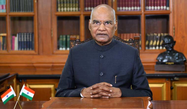 15th Finance Commission submits report to President
